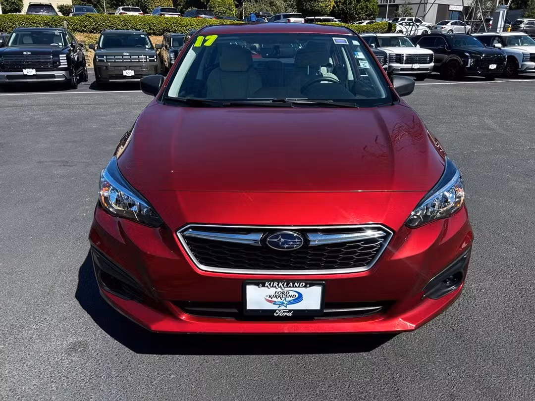 2017 Subaru Impreza 2.0i - Image 3