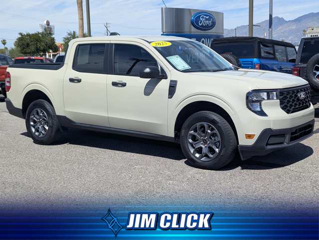 2025 Ford Maverick XLT