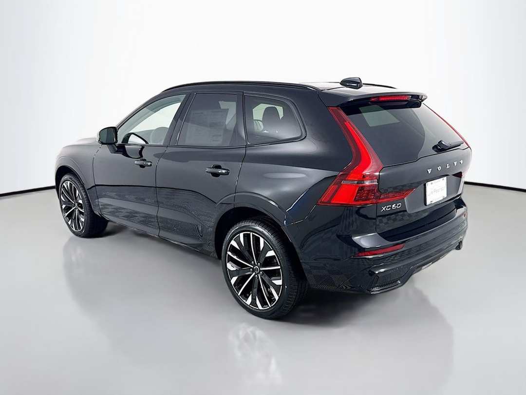 2026 Volvo Xc60 B5 Ultra - Image 3