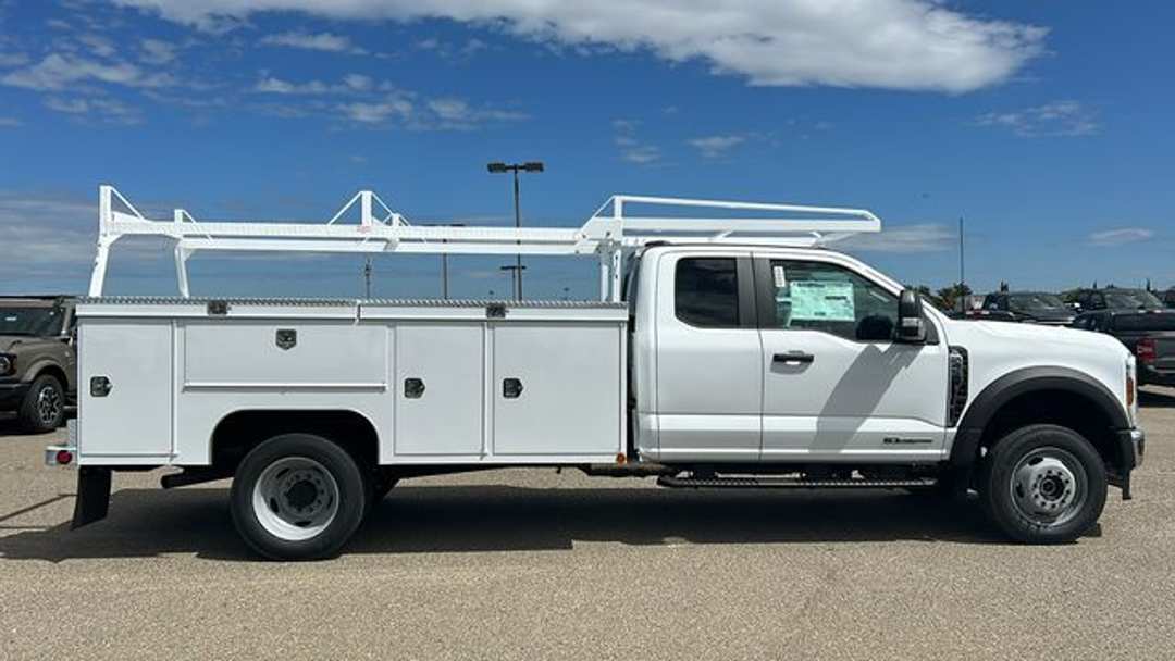 2026 Ford F-450Sd XL - Image 2