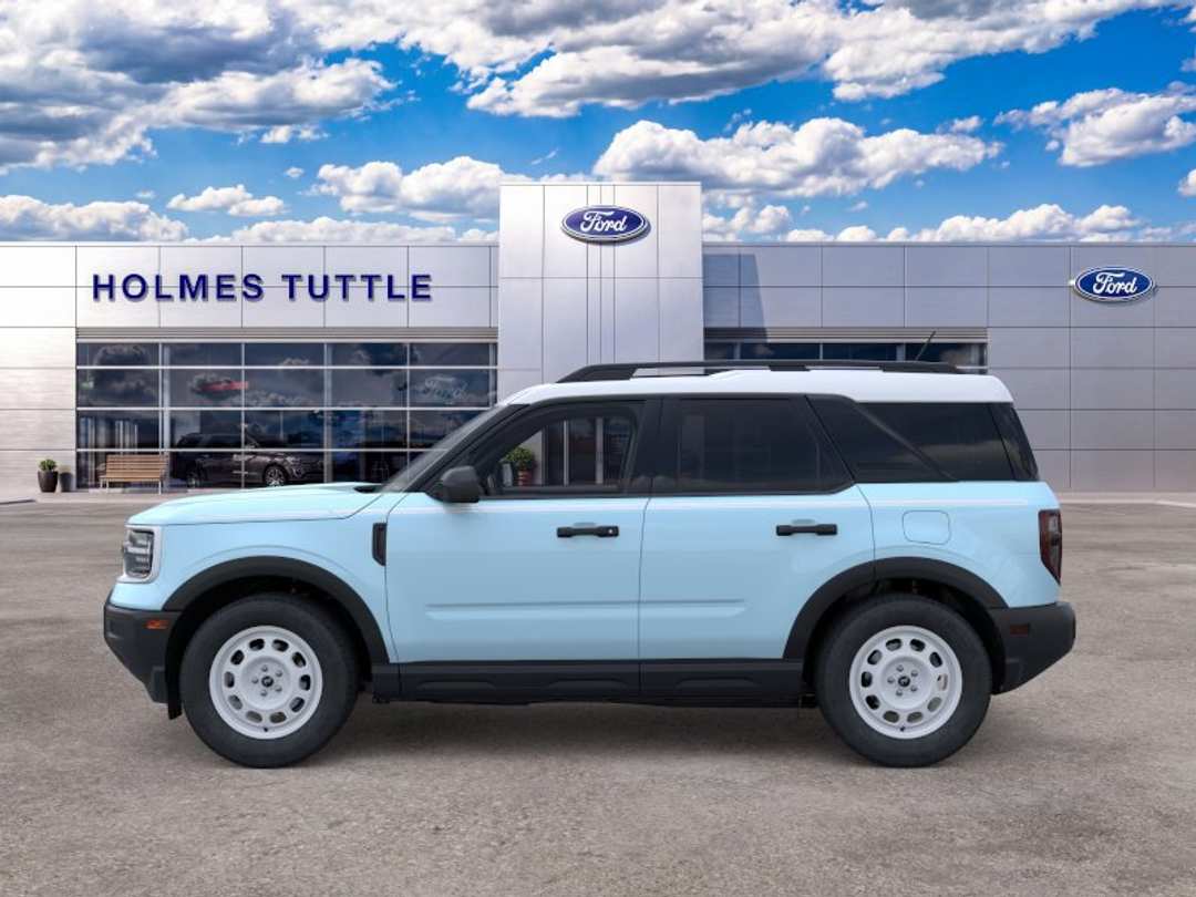 2026 Ford Bronco Sport Heritage - Image 3