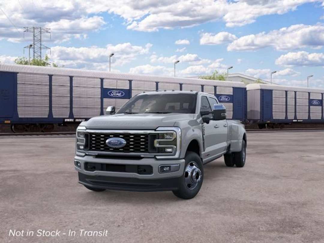 2026 Ford F-350Sd Platinum - Image 2