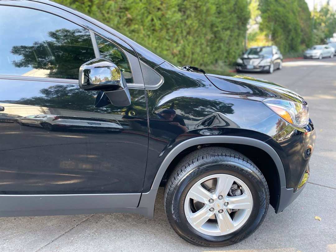 2018 Chevrolet Trax LS - Image 2