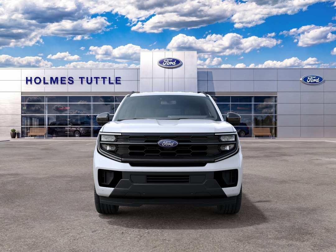 2027 Ford Expedition Active - Image 3