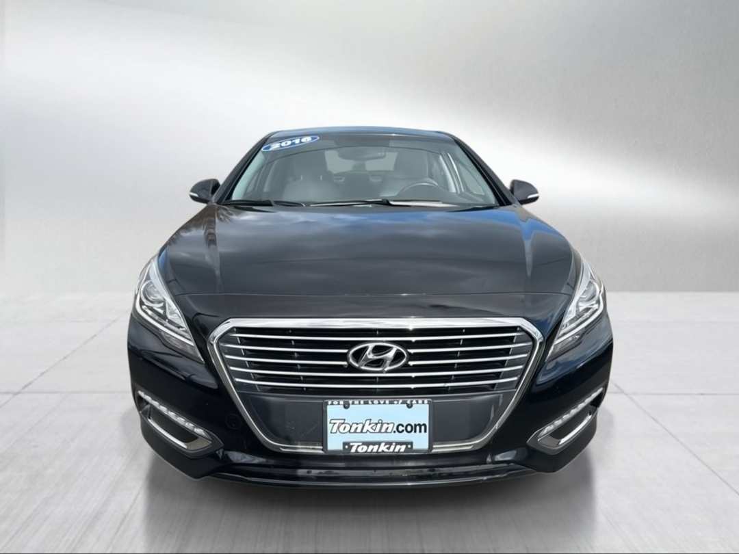 2016 Hyundai Sonata Plug-In Hybrid Base - Image 2