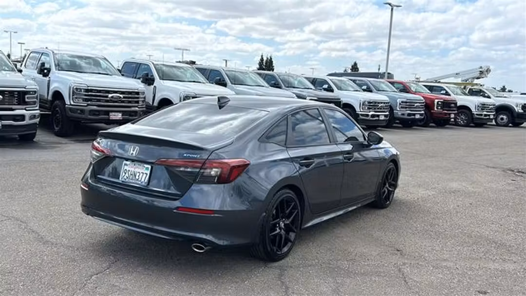 2025 Honda Civic Sport - Image 3