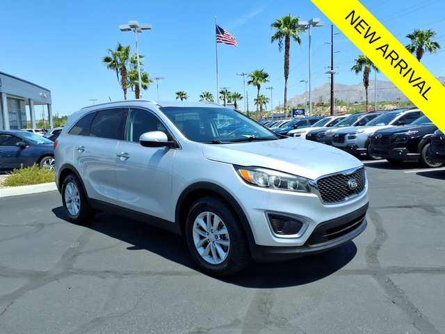 2017 Kia Sorento LX