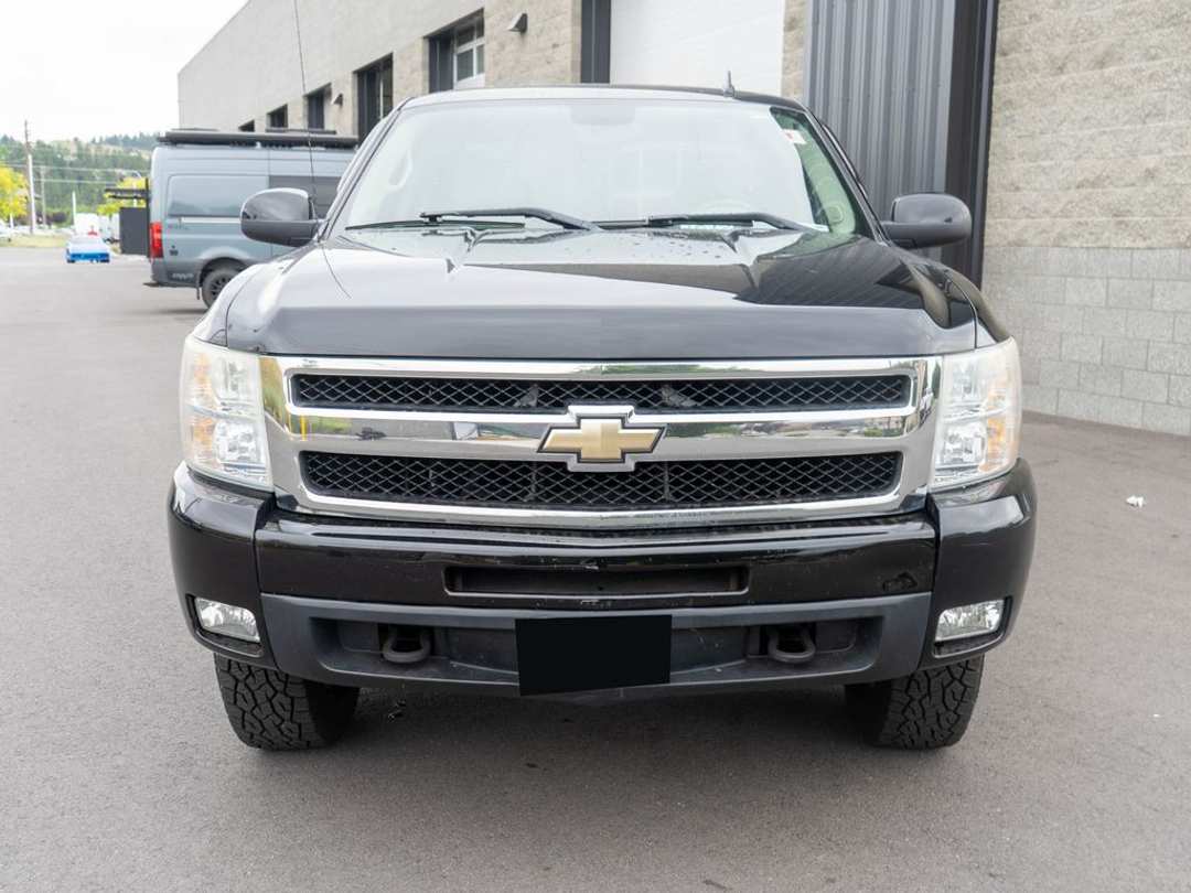 2008 Chevrolet Silverado 1500 LTZ - Image 2