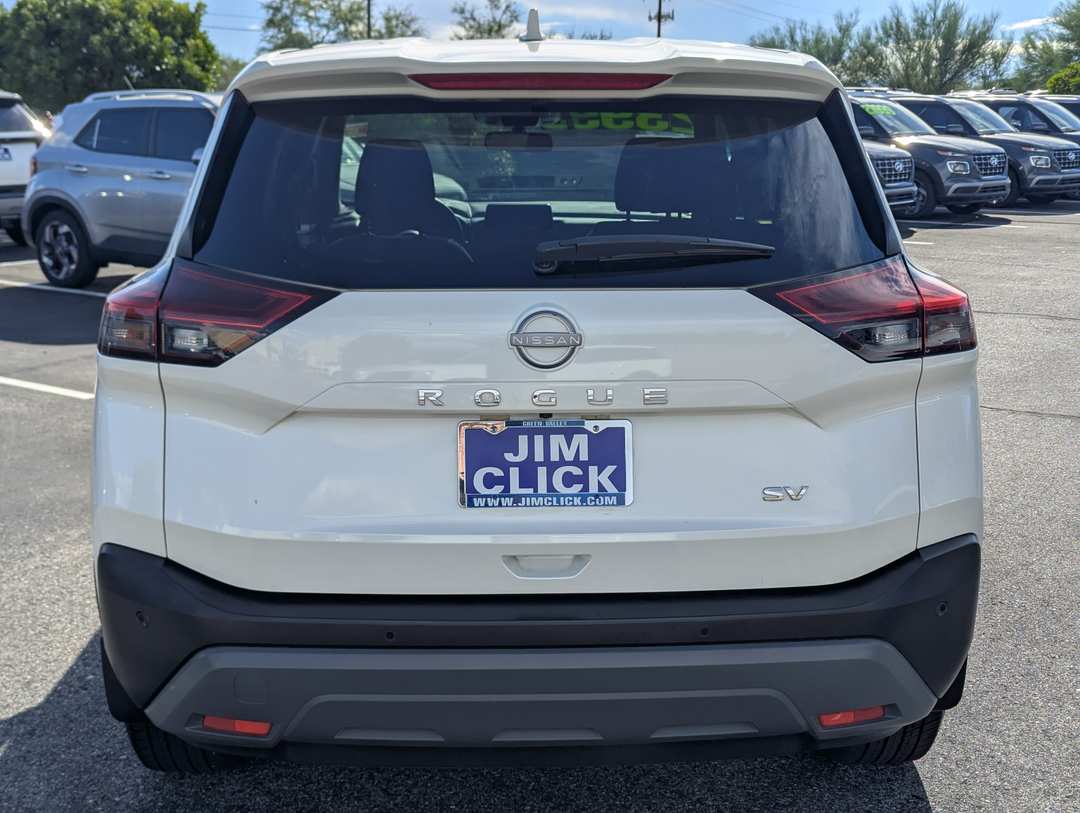 2023 Nissan Rogue SV - Image 3