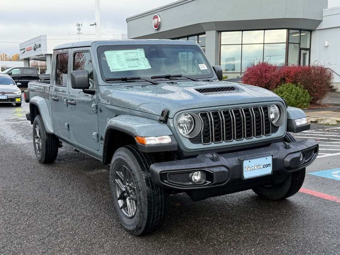 2026 Jeep Gladiator Sport S - Image 2