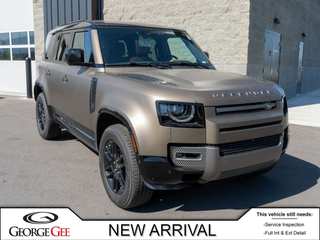 2025 Land Rover Defender 110 XDynamic SE