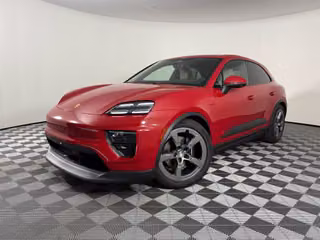 2026 Porsche Macan 4