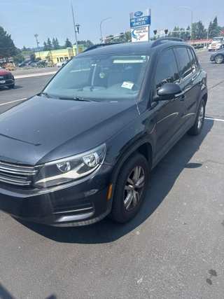 2016 Volkswagen Tiguan S