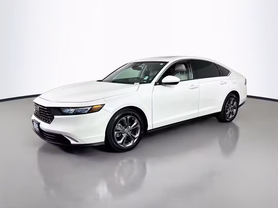 2023 Honda Accord EX - Image 3