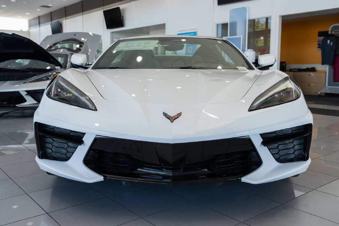 2027 Chevrolet Corvette Stingray - Image 2