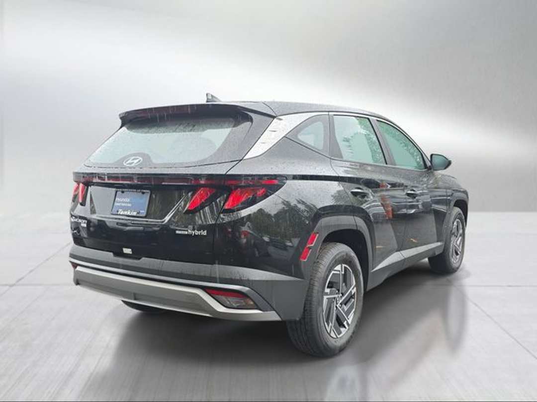 2026 Hyundai Tucson Hybrid Blue SE - Image 3