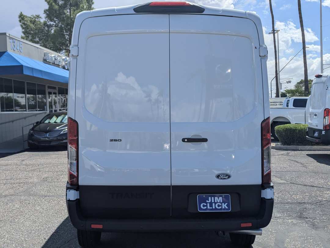 2027 Ford Transit Cargo - Image 3