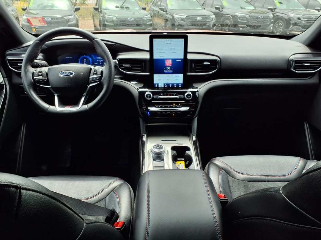 2023 Ford Explorer ST - Image 2