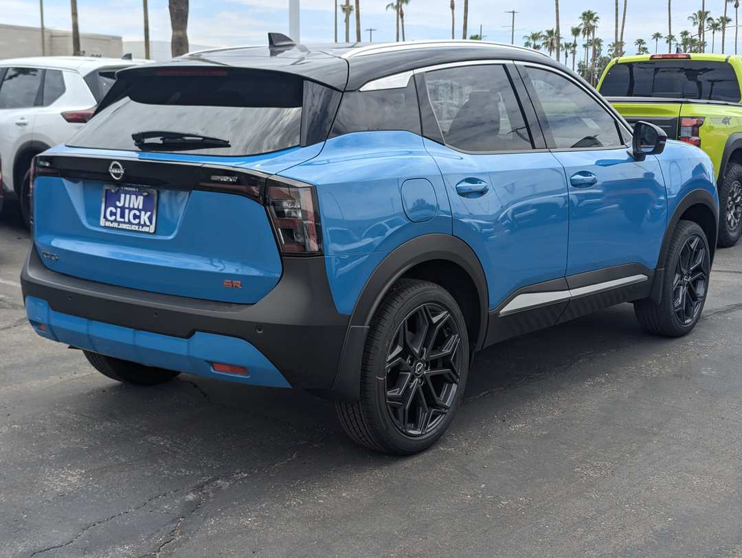 2026 Nissan Kicks SR - Image 2