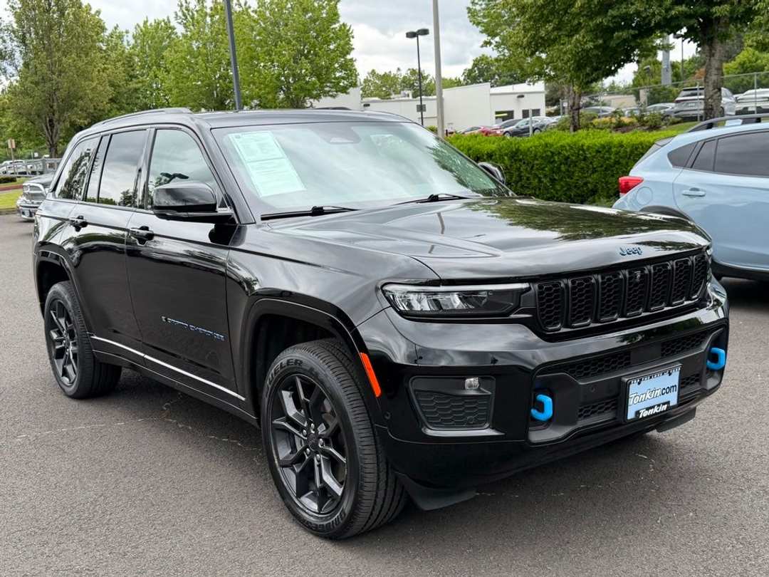 2024 Jeep Grand Cherokee 4xe - Image 2