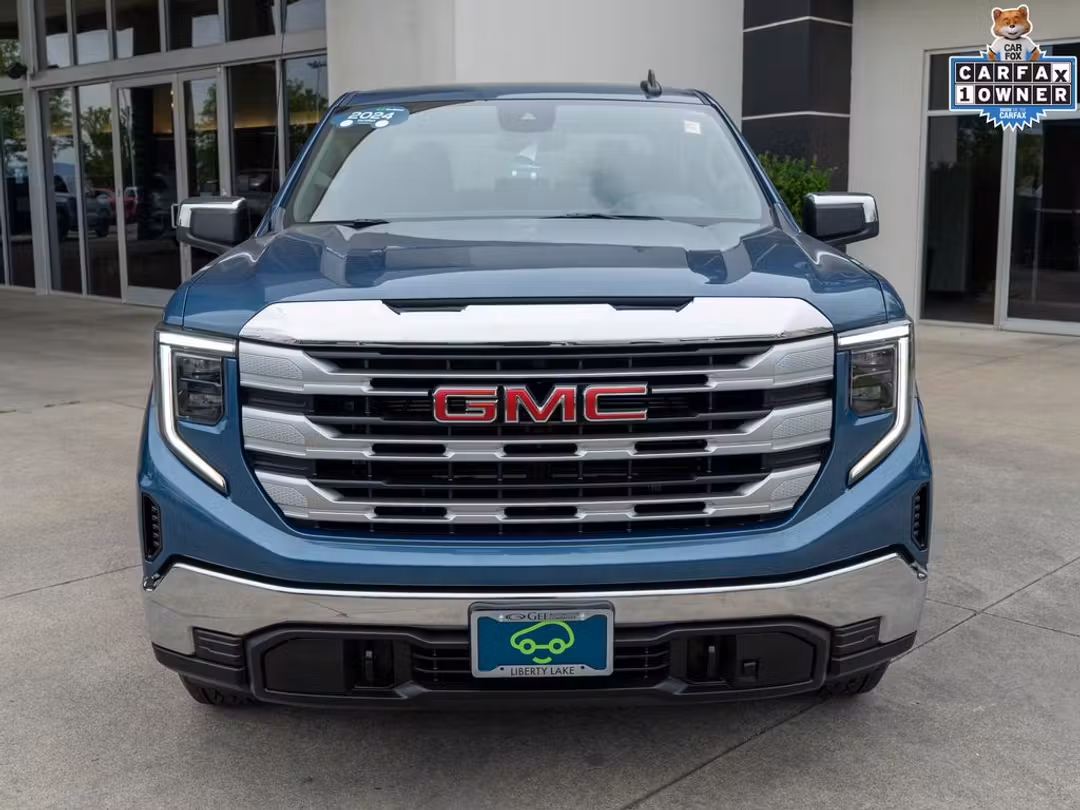 2024 GMC Sierra 1500 SLE - Image 2