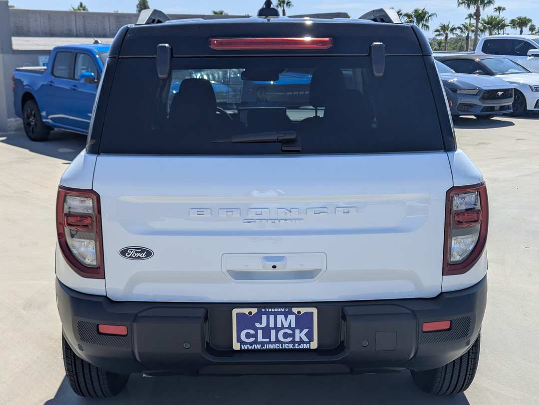 2026 Ford Bronco Sport Outer Banks - Image 3