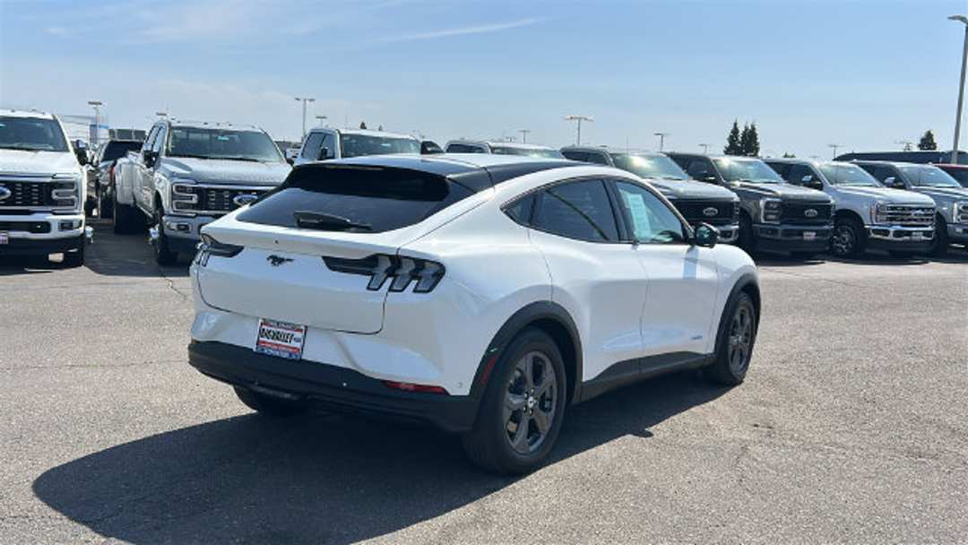 2023 Ford Mustang Mach-E Select - Image 3