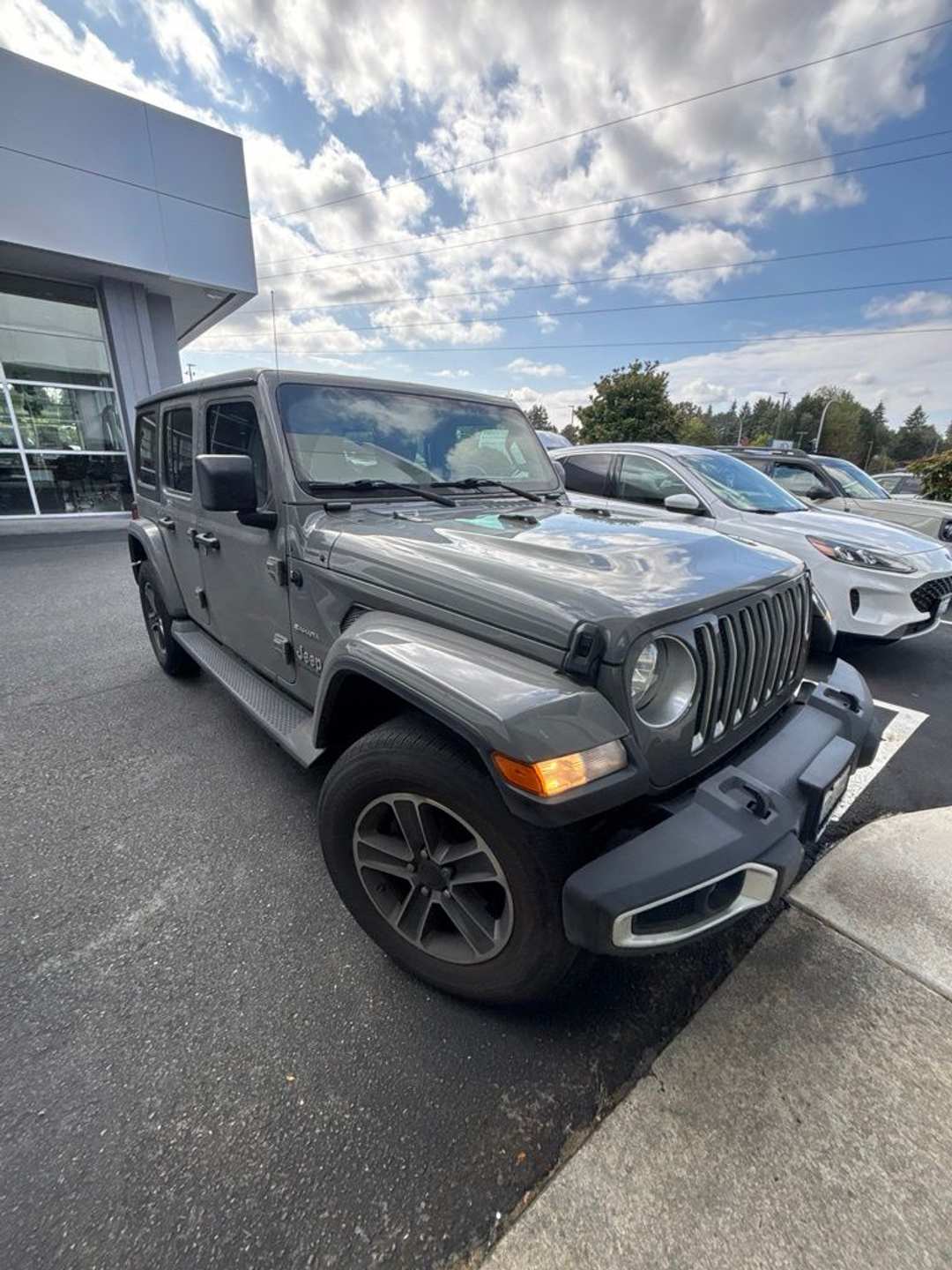 2023 Jeep Wrangler Sahara - Image 3