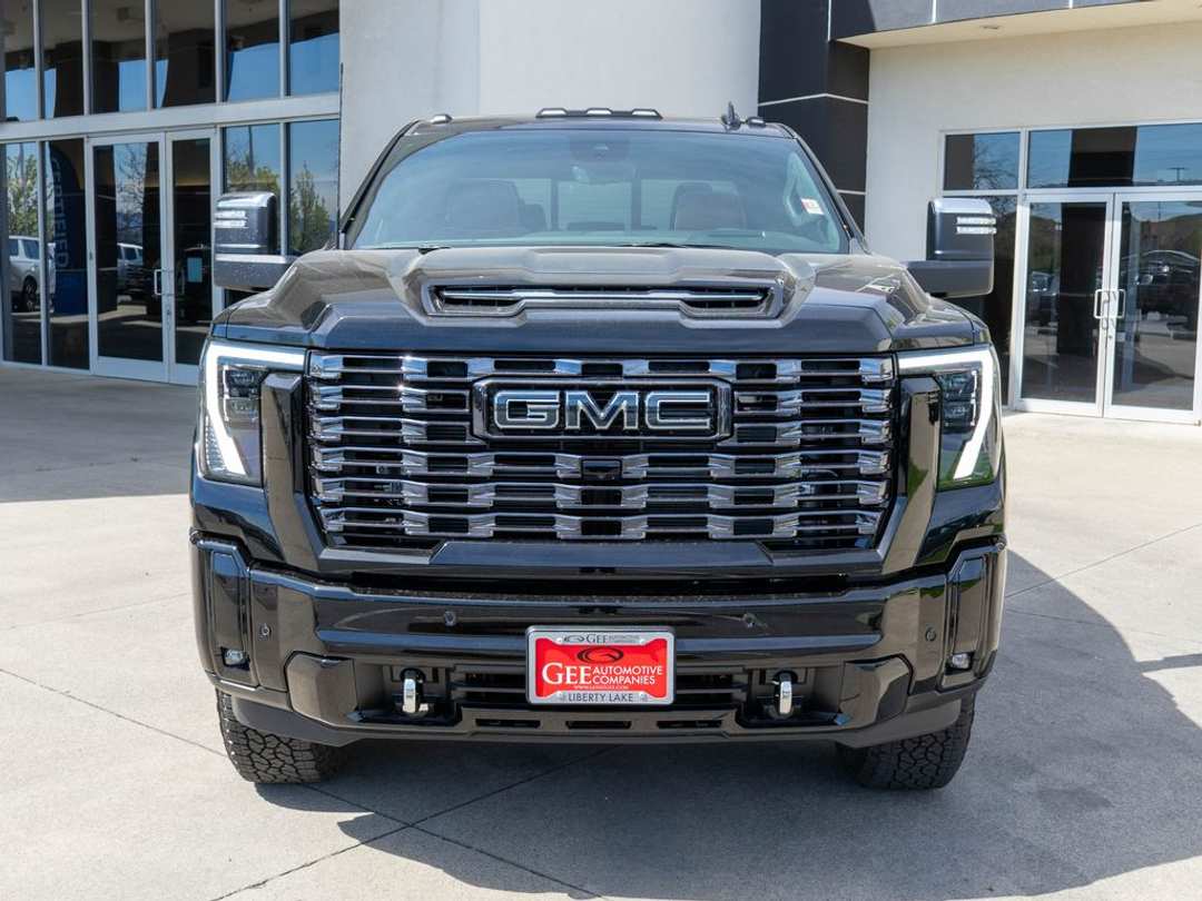 2026 GMC Sierra 3500Hd Denali Ultimate - Image 2