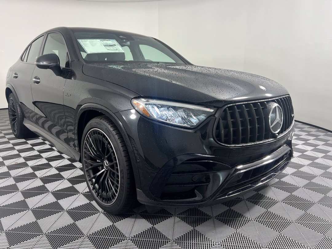 2025 Mercedes-Benz GLC 43 AMG® - Image 3