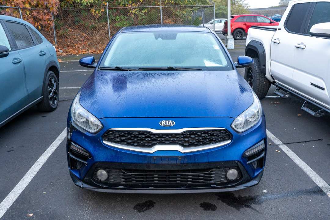 2019 Kia Forte LXS - Image 2