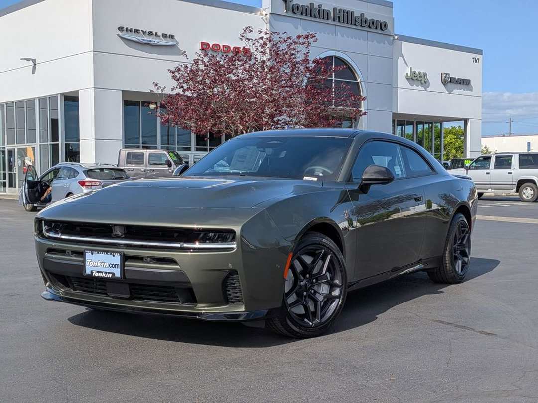 2026 Dodge Charger R/T Scat Pack - Image 2