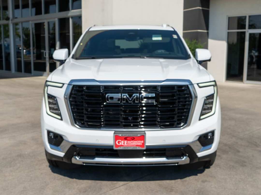 2026 GMC Yukon Xl Denali - Image 2