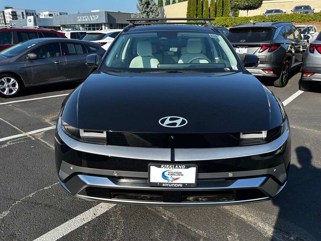 2026 Hyundai Ioniq 5 Limited - Image 3