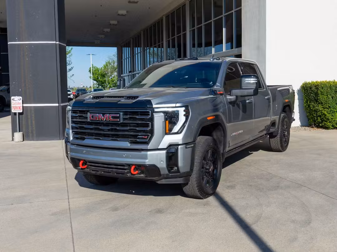 2025 GMC Sierra 3500Hd AT4 - Image 3