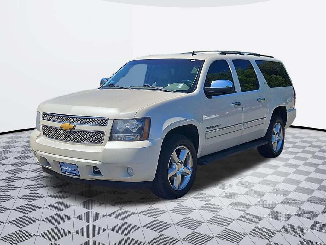2014 Chevrolet Suburban 1500 LTZ - Image 2