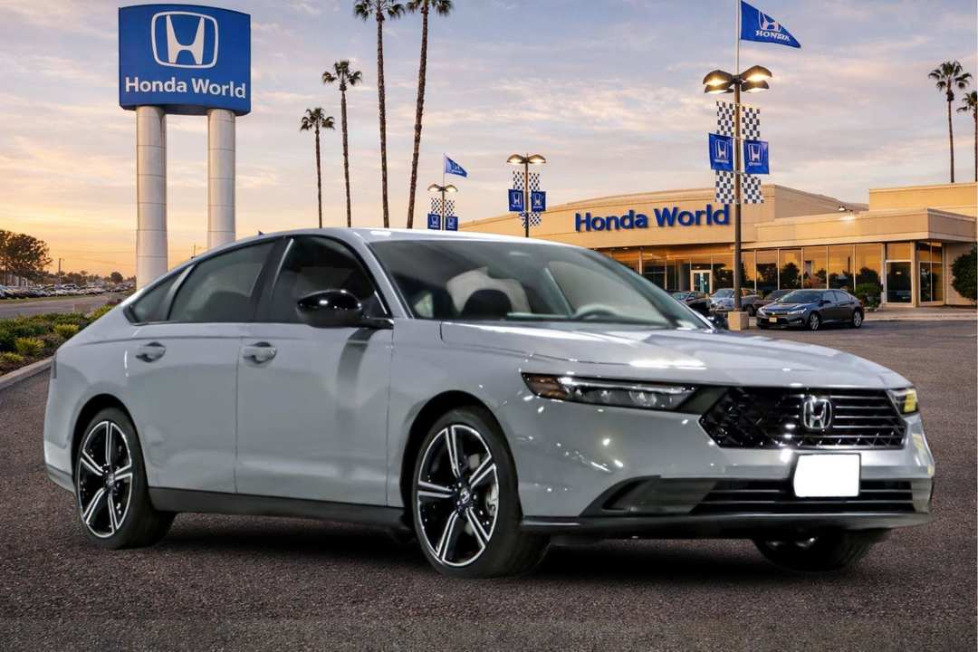 2026 Honda Accord Hybrid Sport - Image 2