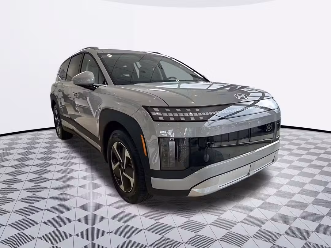 2026 Hyundai Ioniq 9 S - Image 2