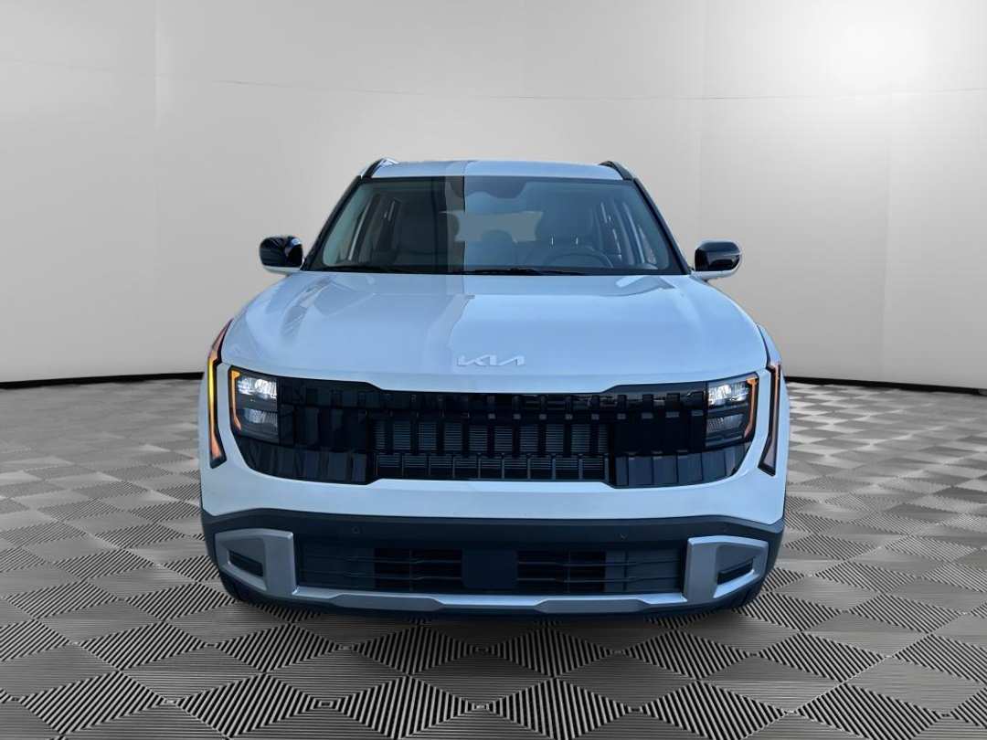 2027 Kia Seltos EX - Image 2