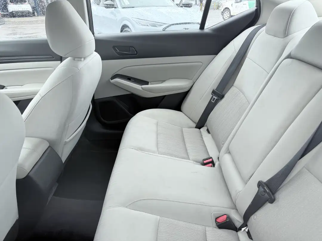 2025 Nissan Altima SV - Image 3