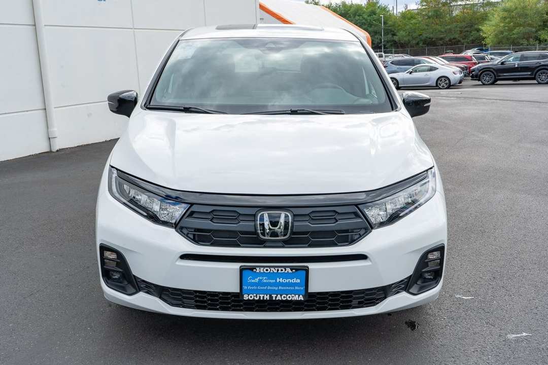 2026 Honda Odyssey SportL - Image 3