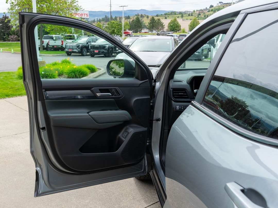 2026 GMC Terrain AT4 - Photo 15