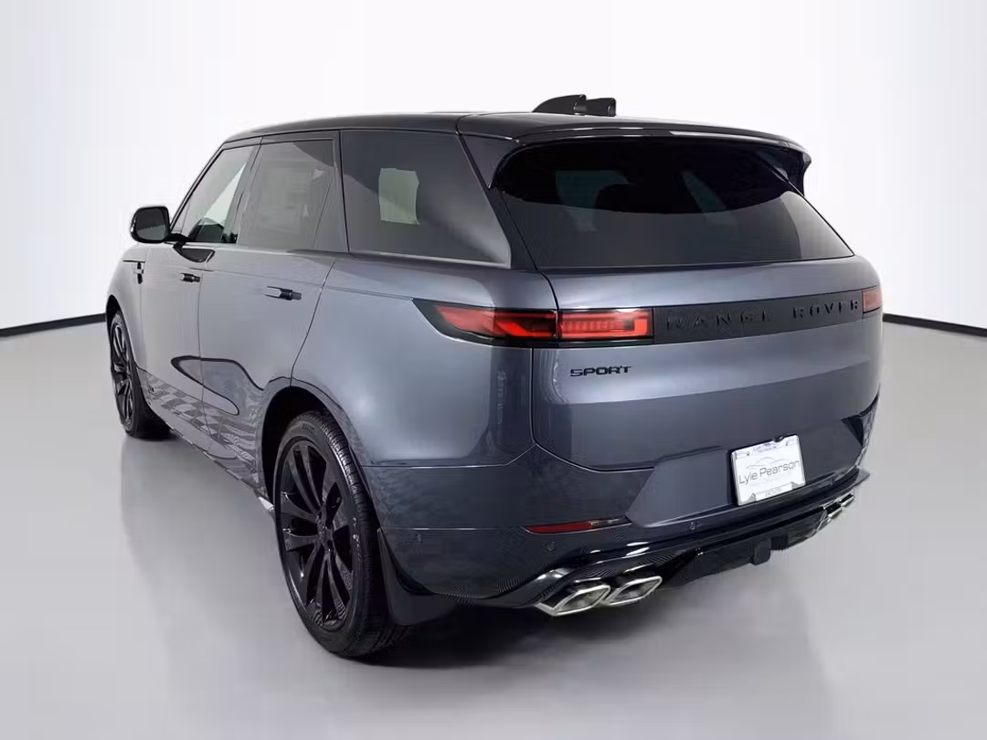 2026 Land Rover Range Rover Sport Dynamic SE - Image 3