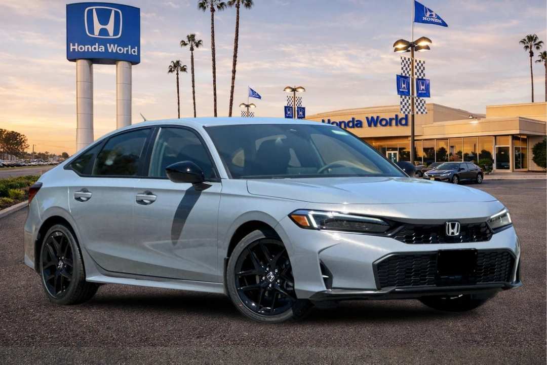 2026 Honda Civic Sport - Image 2