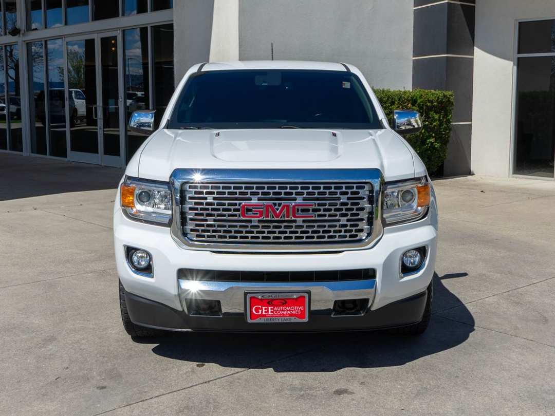 2020 GMC Canyon Denali - Image 2