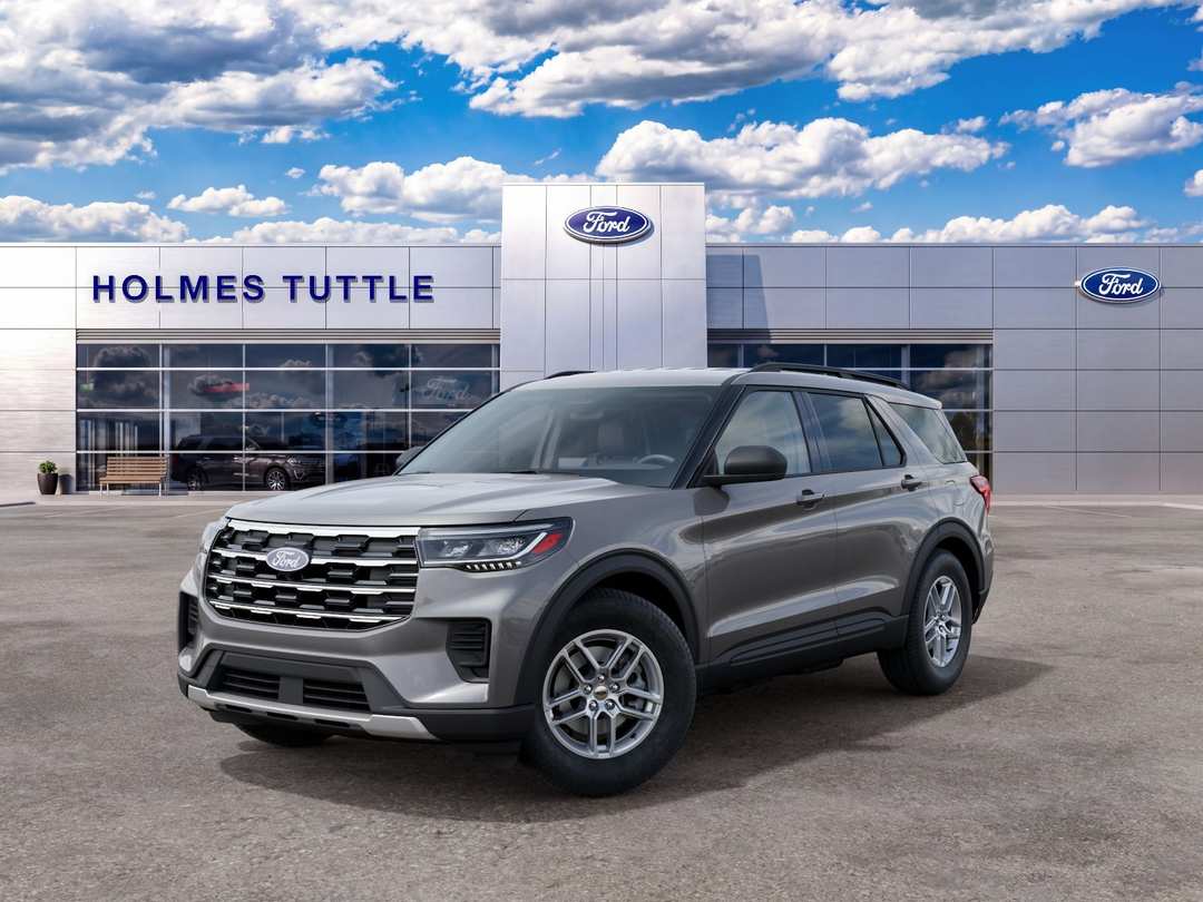 2027 Ford Explorer - Image 2