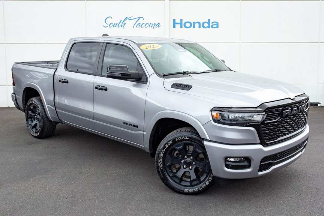 2025 Ram 1500 Big Horn/Lone Star - Image 2