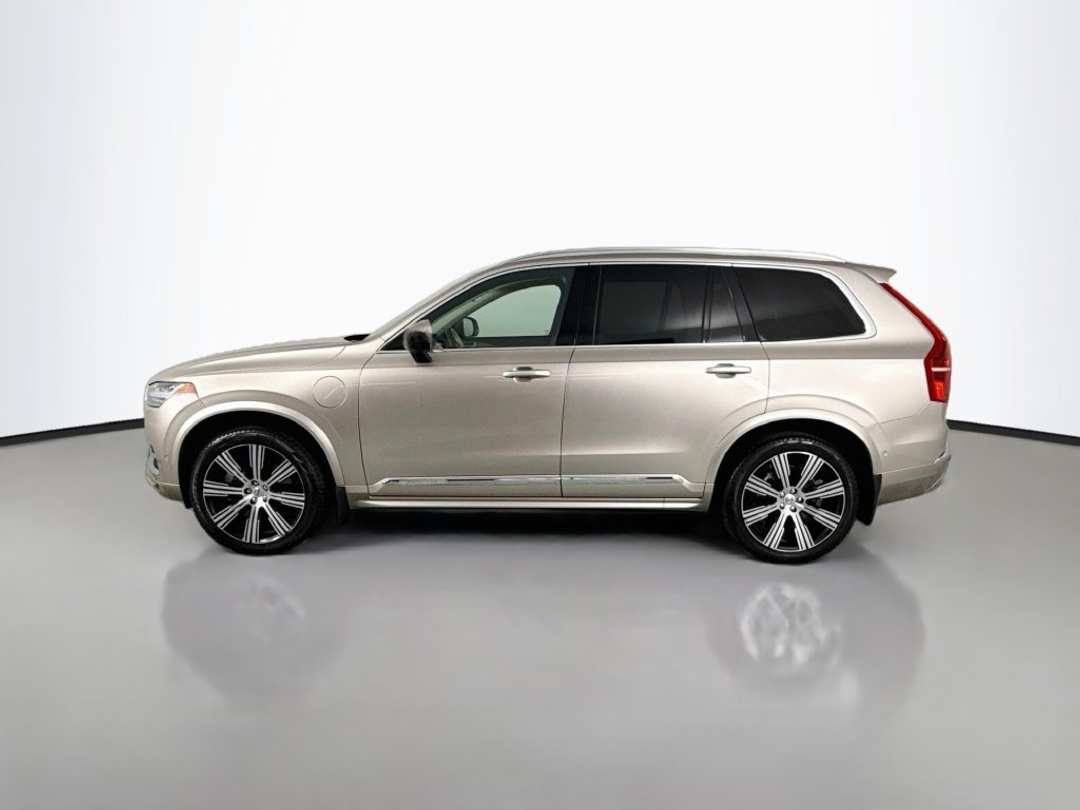 2024 Volvo Xc90 Recharge Plug-In Hybrid Ultimate - Image 2