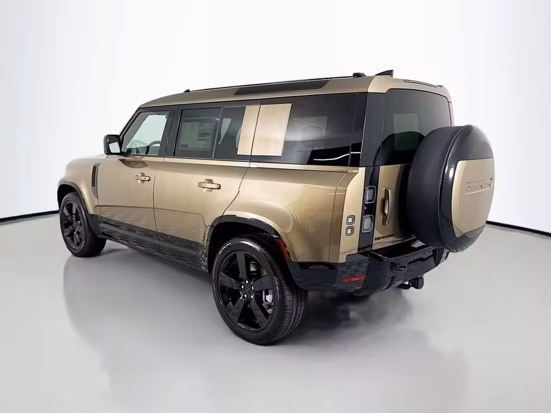 2026 Land Rover Defender 110 XDynamic SE - Image 3