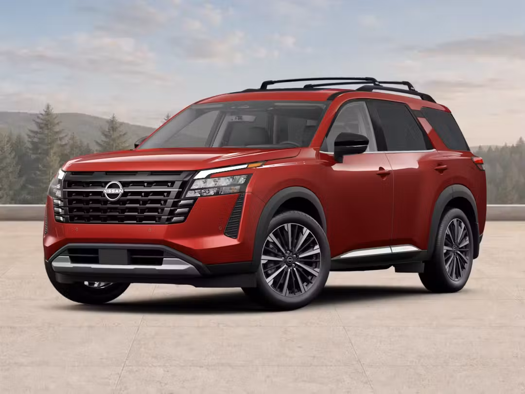 2026 Nissan Pathfinder Platinum - Image 3